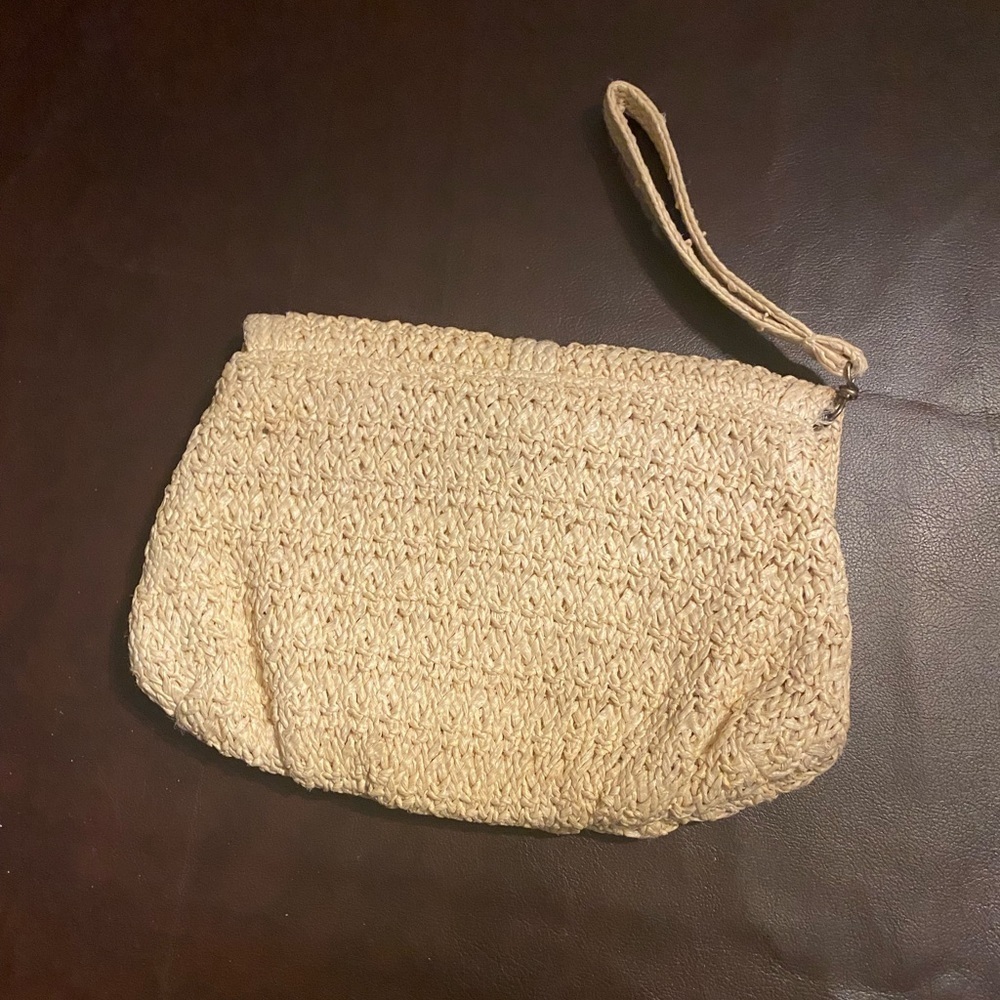 Gloria Astor wristlet - Picture 2 of 13